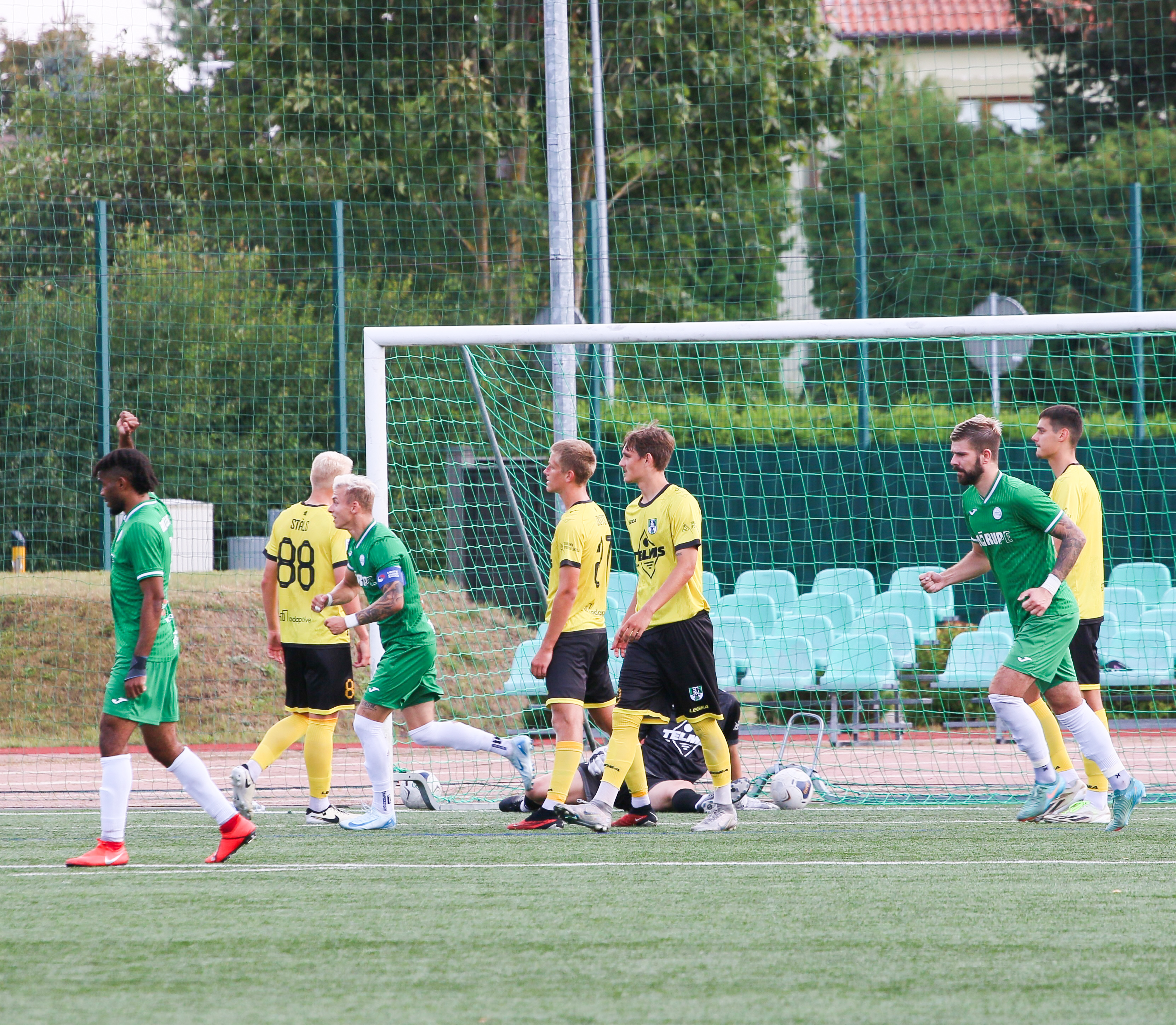 Futbolisti laukumā