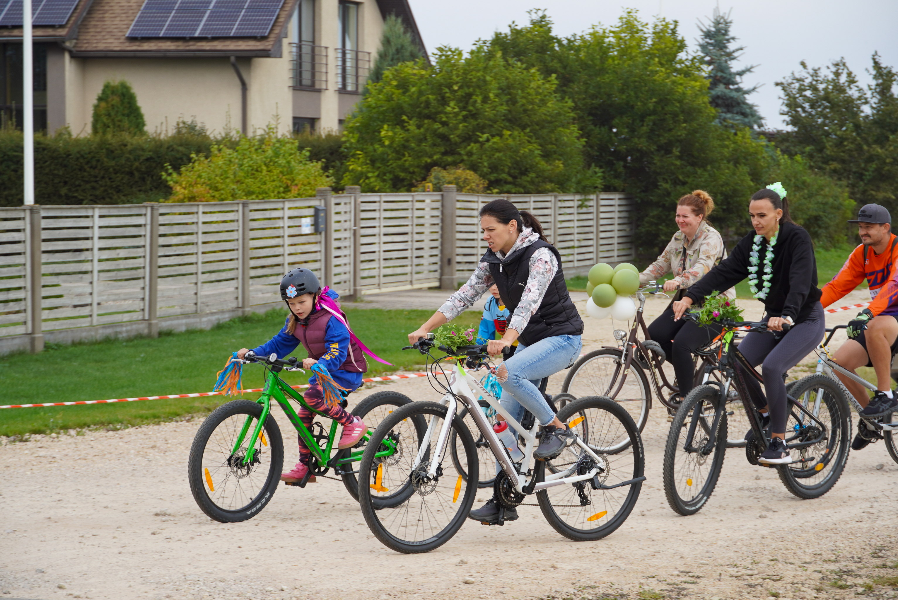 Ar krāšņu velo ballīti noslēgta Aktīvā tūrisma sezona Mārupes novadā!