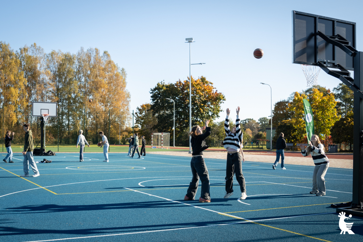 Jaunmārupes pamatskolas sporta laukuma atklāšana